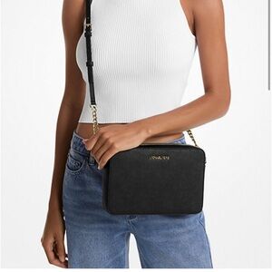 🖤Michael Kors Elegant Black Crossbody Bag🖤